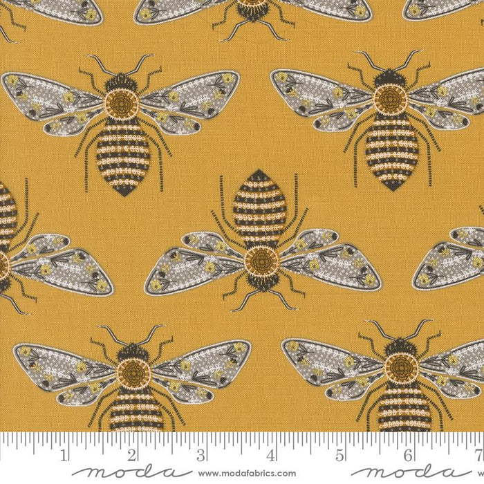 Bee Garden, Bumblebee in Honey Metallic